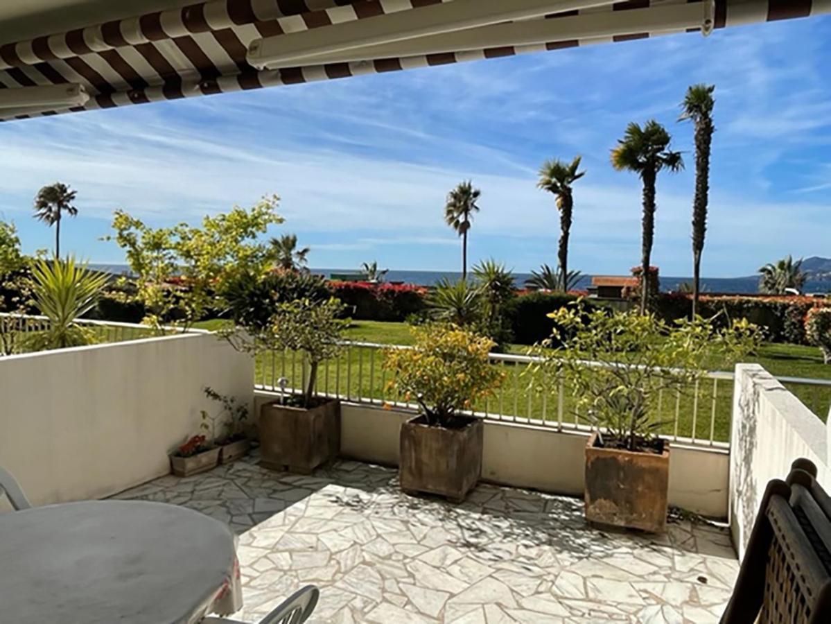 Avec Belle Et Grande Terrasse Vue - Pan-1