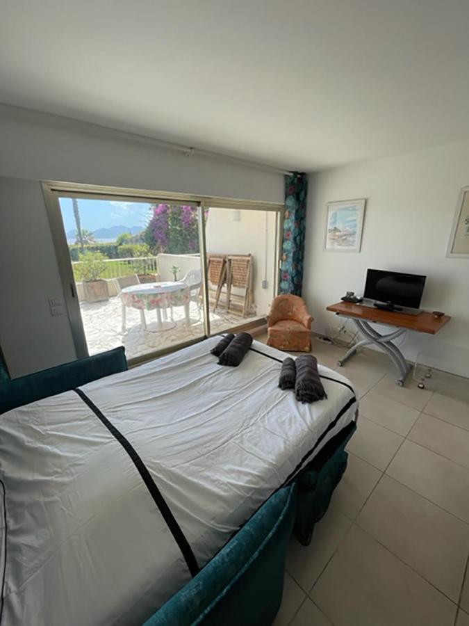 Avec Belle Et Grande Terrasse Vue - Pan-1 Appartement